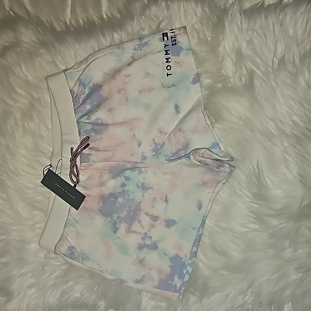 Little girls Tommy Hilfiger shorts Size XL